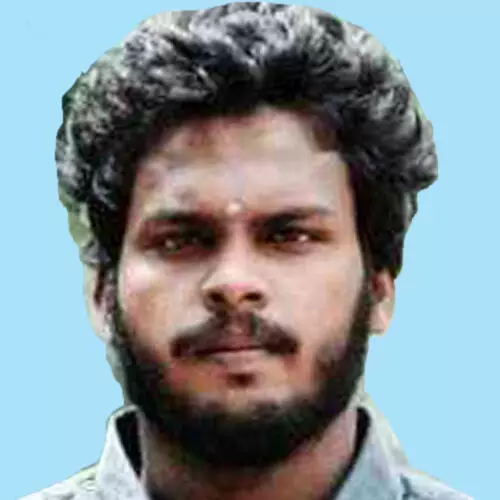 ടാ​ങ്ക​ർ ലോ​റി​ക്ക്​ പി​ന്നി​ൽ ബൈ​ക്ക് ഇ​ടി​ച്ച് യു​വാ​വ്​ മ​രി​ച്ചു