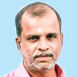 വാ​ഹ​നാ​പ​ക​ടം: ചി​കി​ത്സ​യി​ലി​രു​ന്ന  ഓ​ട്ടോ ഡ്രൈ​വ​ർ മ​രി​ച്ചു