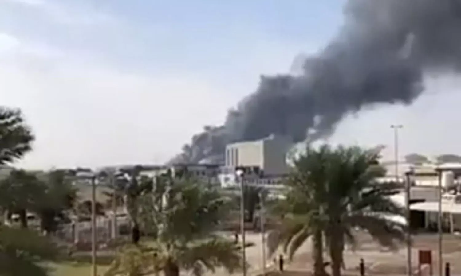 അബൂദബിയിൽ ഹൂതി ആക്രമണം; രണ്ട്​ ഇന്ത്യക്കാരടക്കം മൂന്നു മരണം