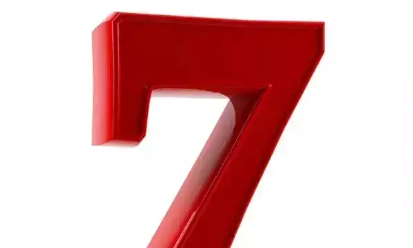 ഏഴാണ്​ താരം: യു.പിയിൽ ഭാ​ഗ്യാ​ന്വേ​ഷി​ക​ൾ ഏ​ഴി​നു പി​ന്നാ​ലെ