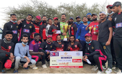 ന്യൂ ​ഇ​യ​ർ ക​പ്പ് ക്രി​ക്ക​റ്റ്​: സ​ഹം ച​ല​ഞ്ചേ​ഴ്‌​സ് ജേ​താ​ക്ക​ൾ