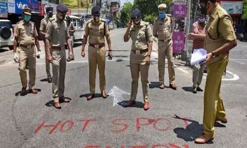 ആദ്യകാല ലോക്​ഡൗൺ പ്രതീതിയിൽ നിയന്ത്രണങ്ങൾ