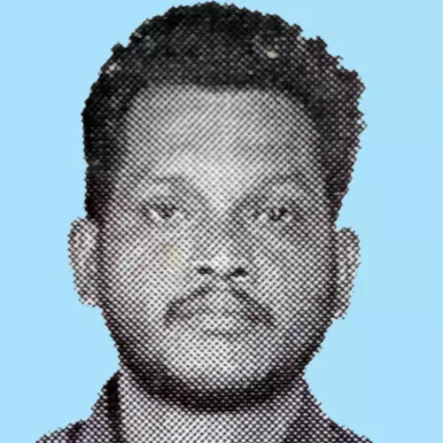 ഫ്ലാ​റ്റി​ൽ​നി​ന്ന് വീ​ണ് മ​രി​ച്ചു