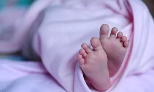 റുബെല്ലാ വാക്സിൻ സ്വീകരിച്ച കുട്ടികൾ മരണപ്പെട്ടു : മുഖ്യമന്ത്രി റിപ്പോർട്ട് തേടി