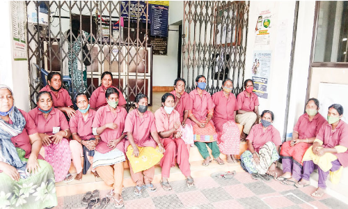 Pandalam Municipality Cleaning workers