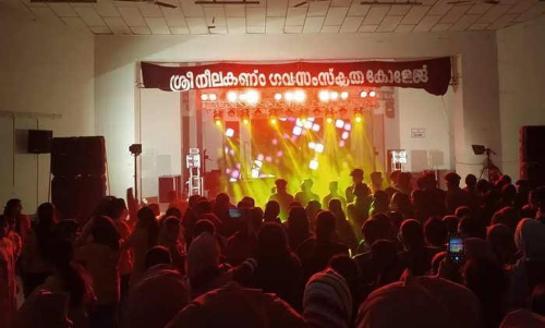dj party pattambi sanskrit college