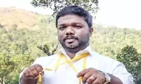 മനക്കരുത്തുകൊണ്ട് ഉയരങ്ങള്‍ കീഴടക്കി സനല്‍