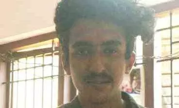 പ്രായപൂര്ത്തിയാകാത്ത പെണ്കുട്ടിയെ പീഡിപ്പിച്ച യുവാവ് അറസ്റ്റില് പ്രായപൂര്ത്തിയാകാത്ത പെണ്കുട്ടിയെ പീഡിപ്പിച്ച യുവാവ് അറസ്റ്റില്