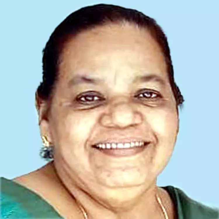 കുമരകത്ത്​ കാർ മരത്തിലിടിച്ച്​ മുത്തശ്ശിയും കൊച്ചുമകനും മരിച്ചു