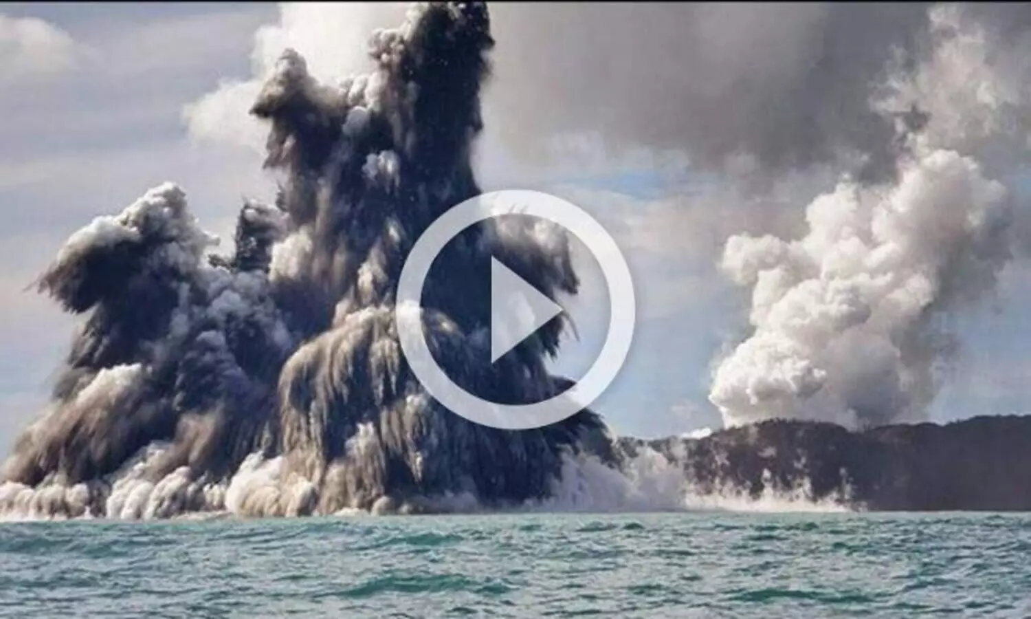 അഗ്നിപർവത സ്ഫോടനം, സുനാമി ഒറ്റപ്പെട്ട് പസഫിക് ദ്വീപുരാഷ്ട്രമായ ടോംഗ