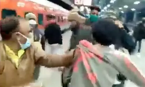 ലവ്​ ജിഹാദെന്ന്​; ഹിന്ദു സ്​ത്രീക്കൊപ്പം യാത്ര ചെയ്​തതിന്​ മുസ്​ലിം യുവാവിനെ മർദിച്ച്​ ബജ്​റംഗ്​ ദൾ പ്രവർത്തകർ