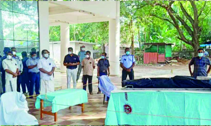 നഴ്സിങ് ഓഫിസർക്ക് സഹപ്രവർത്തകർ വിട നൽകി