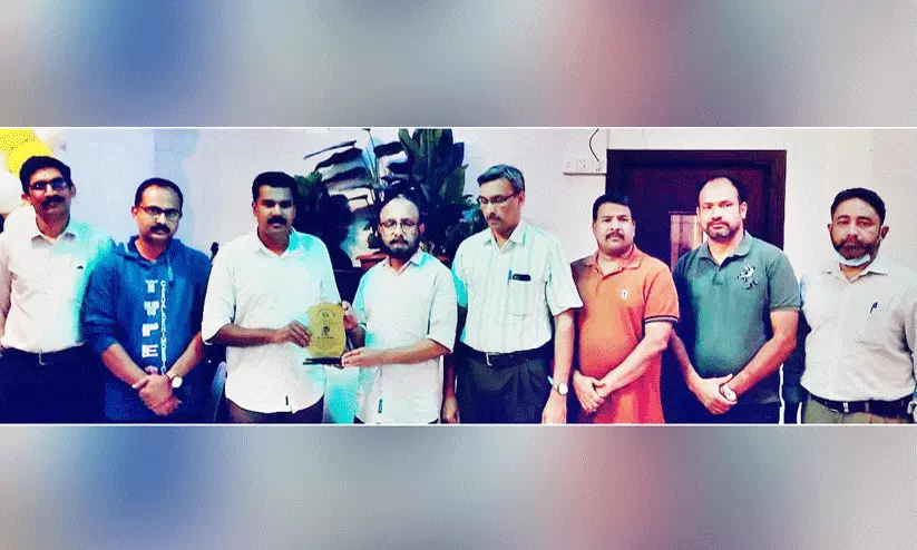 മൊറയൂർ ഗ്രാമപഞ്ചായത്തിന് ജിദ്ദ മലപ്പുറം ജില്ല കെ.എം.സി.സിയുടെ ആദരം