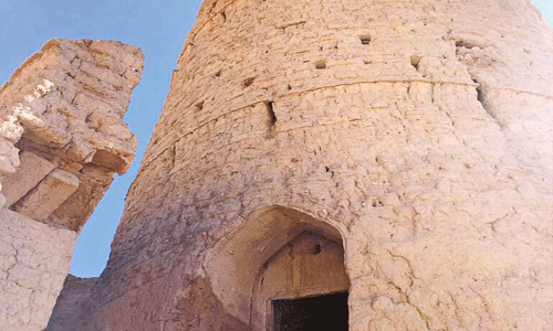 കോട്ട കാക്കാൻ ​കൈകോർത്ത്​ 300ല​ധി​കം സ​ന്ന​ദ്ധ​പ്ര​വ​ർ​ത്ത​ക​ർ