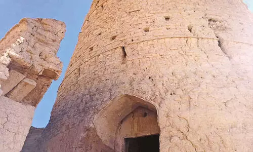 കോട്ട കാക്കാൻ ​കൈകോർത്ത്​ 300ല​ധി​കം സ​ന്ന​ദ്ധ​പ്ര​വ​ർ​ത്ത​ക​ർ