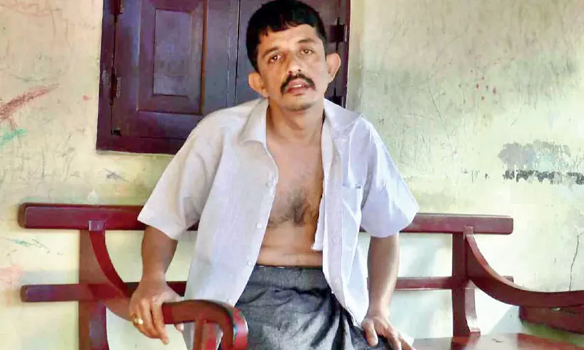 വഴി ചോദിച്ച് യുവാവിനെ കാറിൽ തട്ടിക്കൊണ്ട് പോയി മർദിച്ചതായി പരാതി വഴി ചോദിച്ച് യുവാവിനെ കാറിൽ തട്ടിക്കൊണ്ട് പോയി മർദിച്ചതായി പരാതി