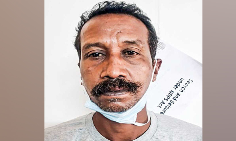 നഗ്നത പ്രദർശിപ്പിച്ച കേസിൽ ജാമ്യത്തിലിറങ്ങി ഭീഷണി; പ്രതിയുടെ ജാമ്യം റദ്ദാക്കി നഗ്നത പ്രദർശിപ്പിച്ച കേസിൽ ജാമ്യത്തിലിറങ്ങി ഭീഷണി; പ്രതിയുടെ ജാമ്യം റദ്ദാക്കി