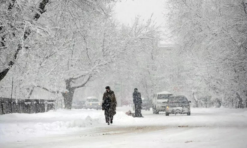 ഷാർജയുടെ വലിയ ഹൃദയം അഫ്ഗാനിലെ തണുപ്പകറ്റും ഷാർജയുടെ വലിയ ഹൃദയം അഫ്ഗാനിലെ തണുപ്പകറ്റും
