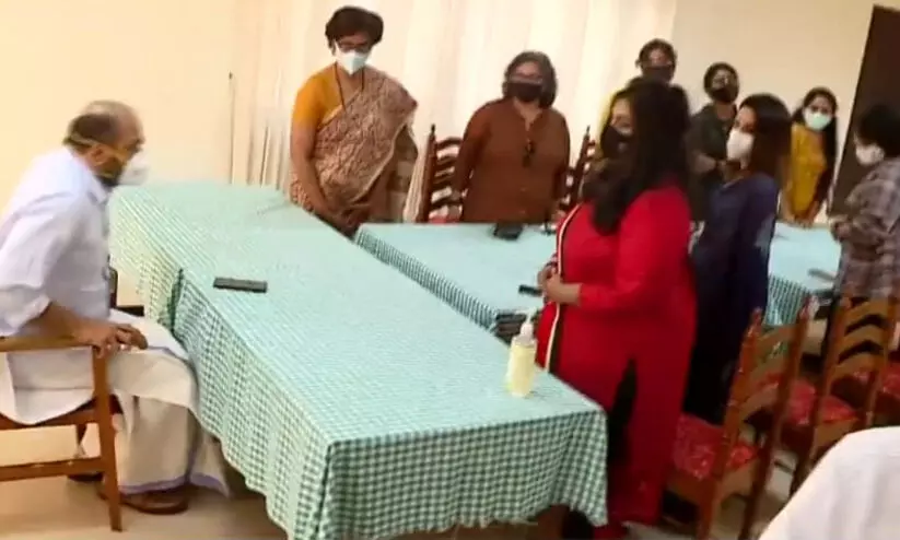 ഡബ്ല്യു.സി.സി അംഗങ്ങള്‍ മന്ത്രി പി. രാജീവുമായി കൂടിക്കാഴ്ച നടത്തി