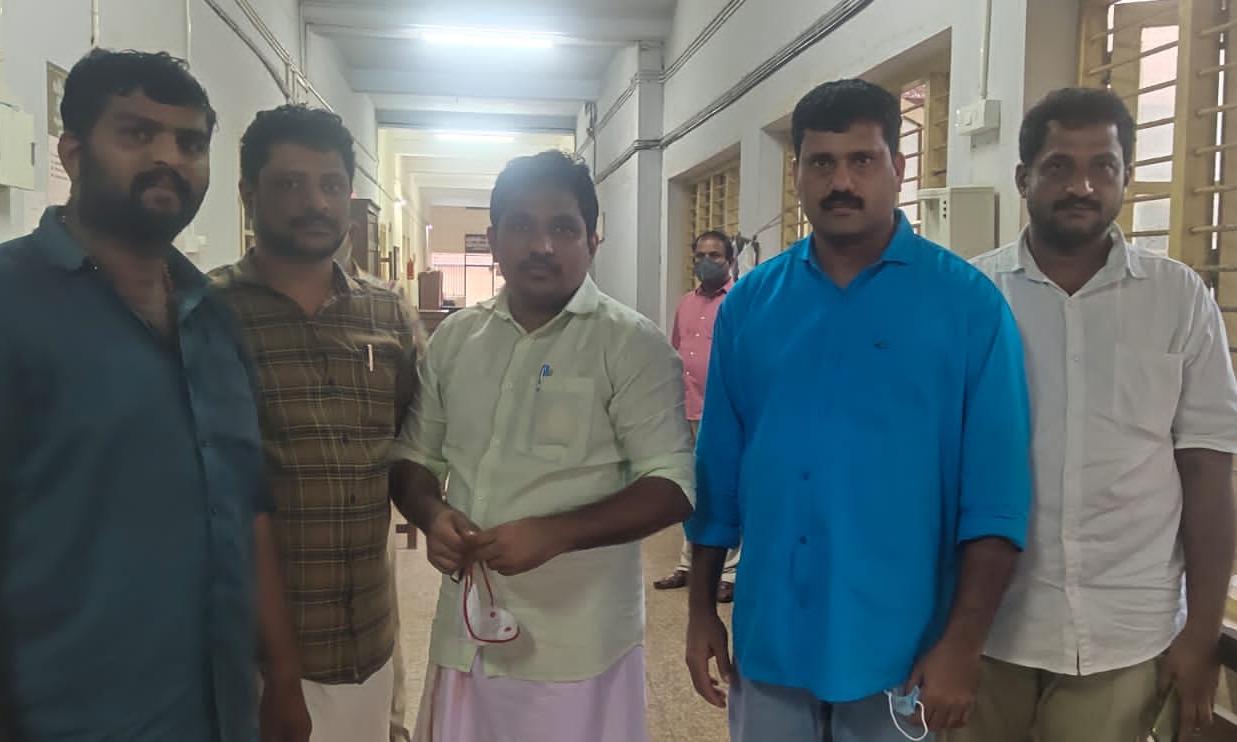 rijil makkutty rijil makkutty