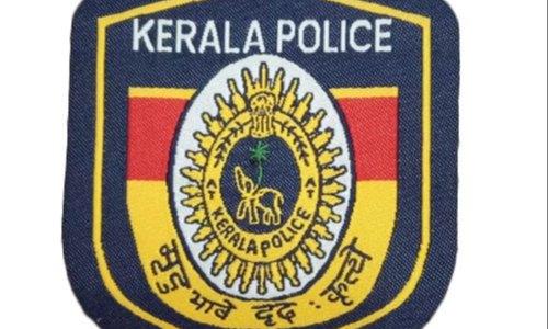 പൊ​ലീ​സി‍ന്‍റെ ഔ​ദ്യോ​ഗി​ക ഡേ​റ്റ​ബേ​സി​ൽ​നി​ന്ന്  വിവരം ചോർത്തിയ സംഭവം; പൊലീസുകാരന്​​ നോട്ടീസ്