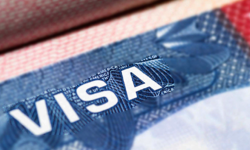 കമ്പനികൾ 60ന്​ മുകളിലുള്ളവരെ പിരിച്ചുവിടുന്നു