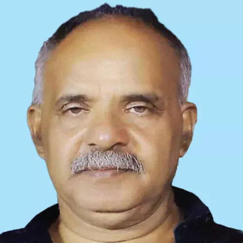 ര​വീ​ന്ദ്ര​ൻ