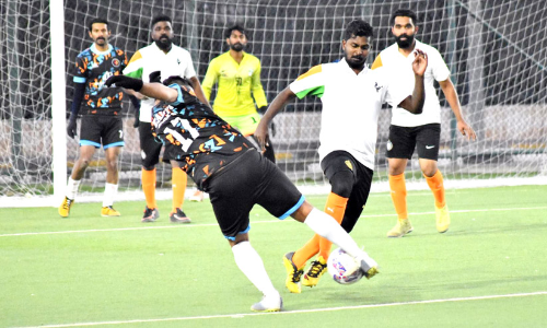 കേ​ഫാ​ക് ഫു​ട്ബാ​ള്‍ മേ​ള: സി​ൽ​വ​ർ സ്​​റ്റാ​ർ, ചാ​മ്പ്യ​ൻ​സ്​ ഫൈ​ന​ലി​ൽ