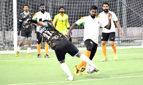 കേ​ഫാ​ക് ഫു​ട്ബാ​ള്‍ മേ​ള: സി​ൽ​വ​ർ സ്​​റ്റാ​ർ, ചാ​മ്പ്യ​ൻ​സ്​ ഫൈ​ന​ലി​ൽ