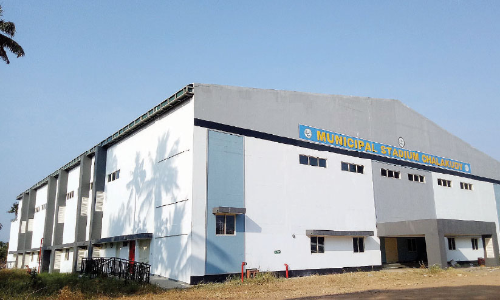 ചാലക്കുടി നഗരസഭ: ഇൻഡോർ സ്റ്റേഡിയം അടഞ്ഞുതന്നെ ചാലക്കുടി നഗരസഭ: ഇൻഡോർ സ്റ്റേഡിയം അടഞ്ഞുതന്നെ