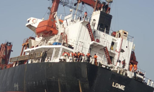 കപ്പലിൽ കുടുങ്ങിയ 21 പേരെ ​രക്ഷിച്ചു