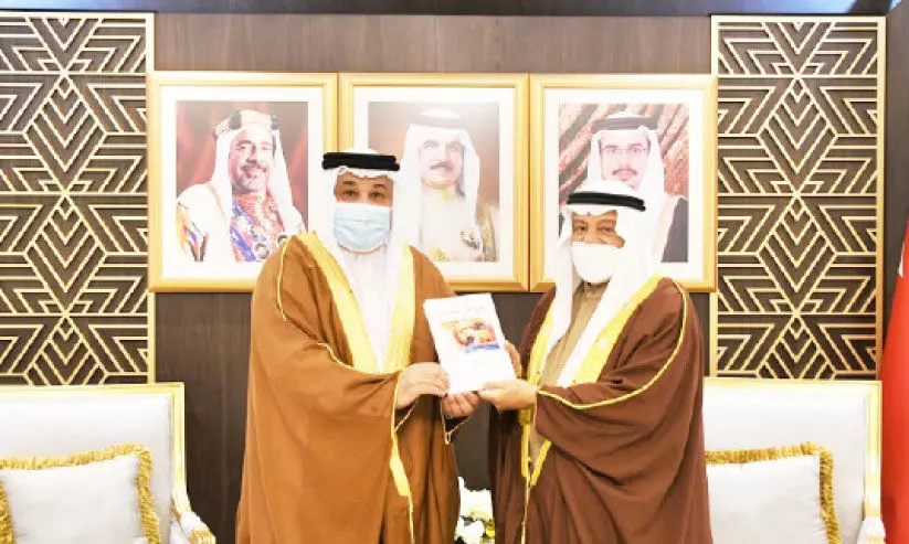 ക​വി യാ​ക്കൂ​ബ് യൂ​സി​ഫ് അ​ൽ ഖ​മ​റി​ന് സ്വീ​ക​ര​ണം