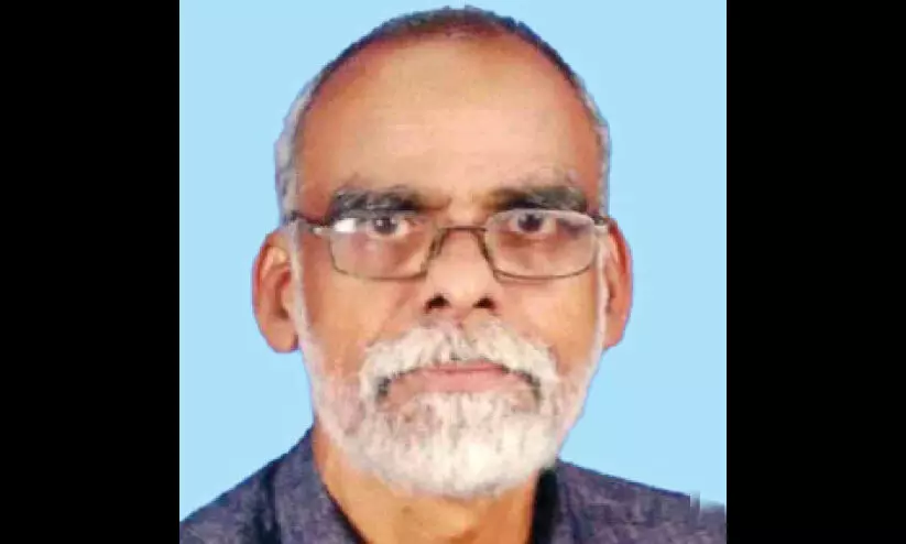 ഔ​ഷ​ധ സ​സ്യ​ങ്ങ​ളെ നെ​ഞ്ചേ​റ്റി നാ​രാ​യ​ണ​ൻ ന​മ്പൂ​തി​രി