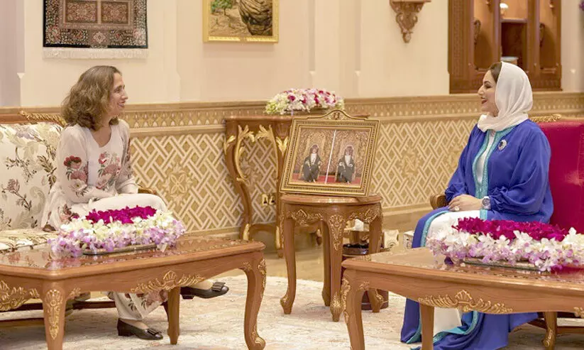 പ്രഥമ വനിതയുമായി കൂടിക്കാഴ്ച നടത്തി പ്രഥമ വനിതയുമായി കൂടിക്കാഴ്ച നടത്തി