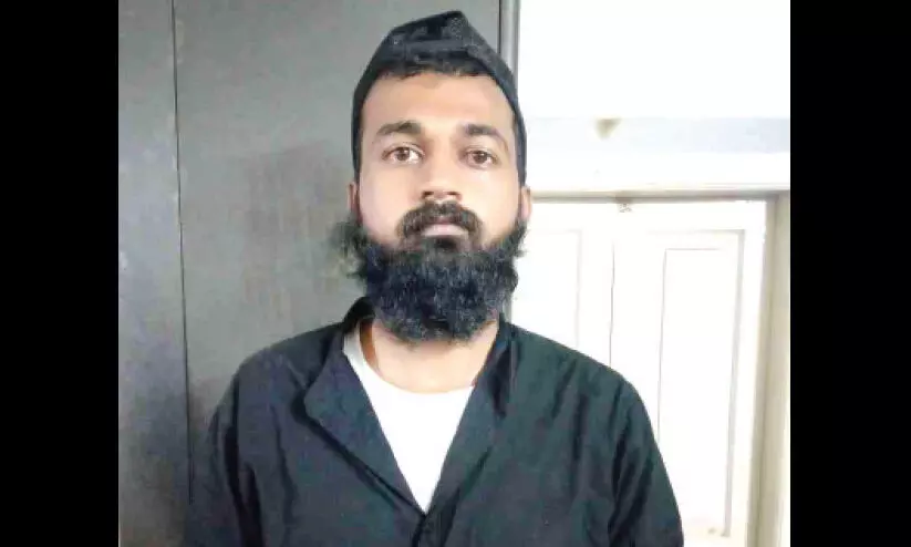 എം.ഡി.എം.എയും കഞ്ചാവുമായി യുവാവ് പിടിയിൽ എം.ഡി.എം.എയും കഞ്ചാവുമായി യുവാവ് പിടിയിൽ