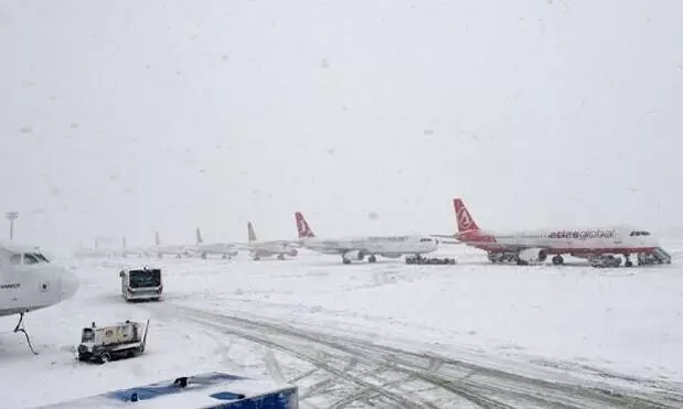 istanbul airport 25122