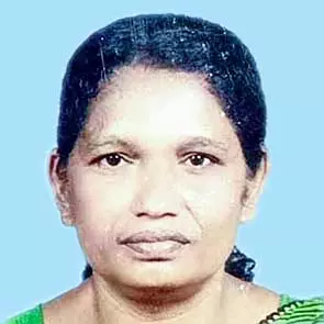 ലിസി മാത്യു (53)