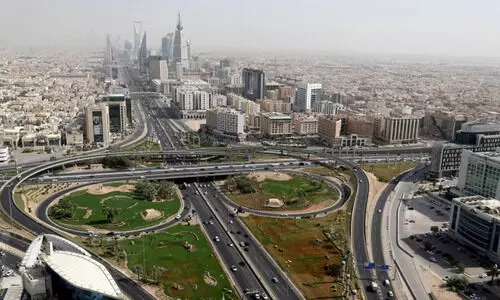 ജിസാനും അബൂദബിക്കും നേരെ ഹൂതി ആക്രമണം: സൗദി അപലപിച്ചു