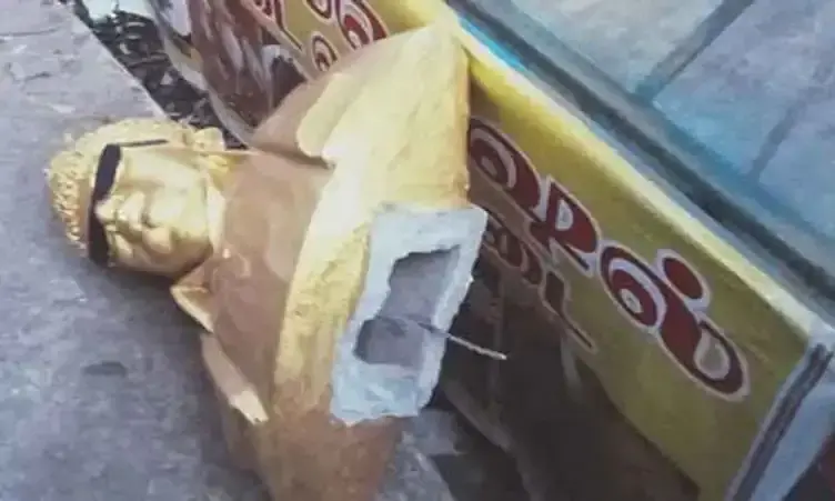 എം.ജി.ആറിന്‍റെ പ്രതിമ തകർത്ത സംഭവത്തിൽ നടപടി ആവശ്യപ്പെട്ട് എ.ഐ.എ.ഡി.എം.കെ