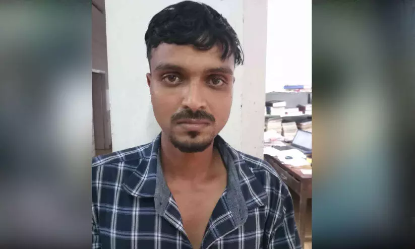 യുവതി മരിച്ച സംഭവത്തില് യുവാവ് അറസ്റ്റില് യുവതി മരിച്ച സംഭവത്തില് യുവാവ് അറസ്റ്റില്