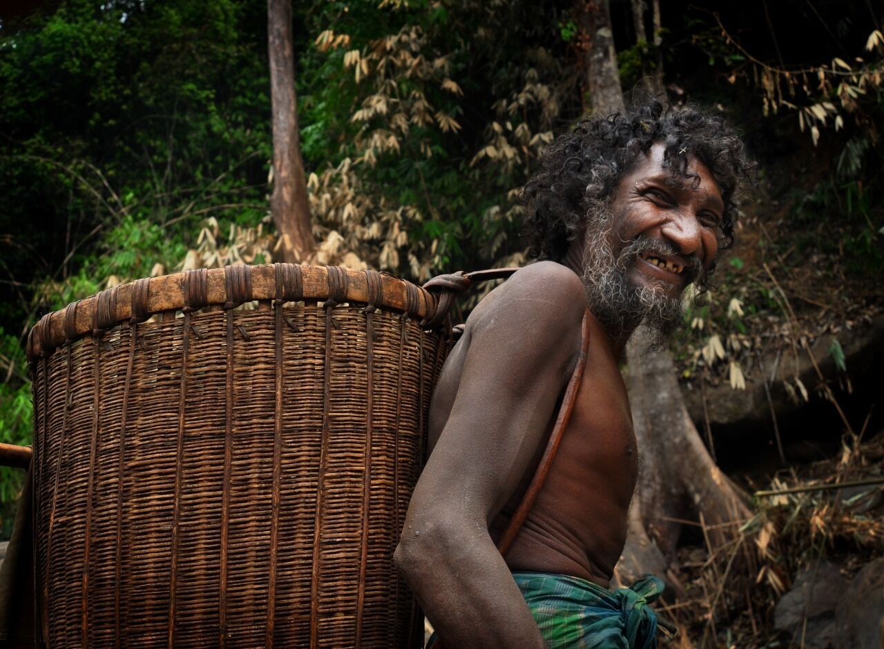 കരുളായി ഉൾവനത്തിൽ ആദിവാസി വയോധികനെ കാട്ടാന കൊന്നു; കൊല്ലപ്പെട്ടത് ഡല്‍ഹിയിലെ റിപ്പബ്ലിക് ദിനാഘോഷത്തില്‍ പങ്കെടുത്തയാൾ