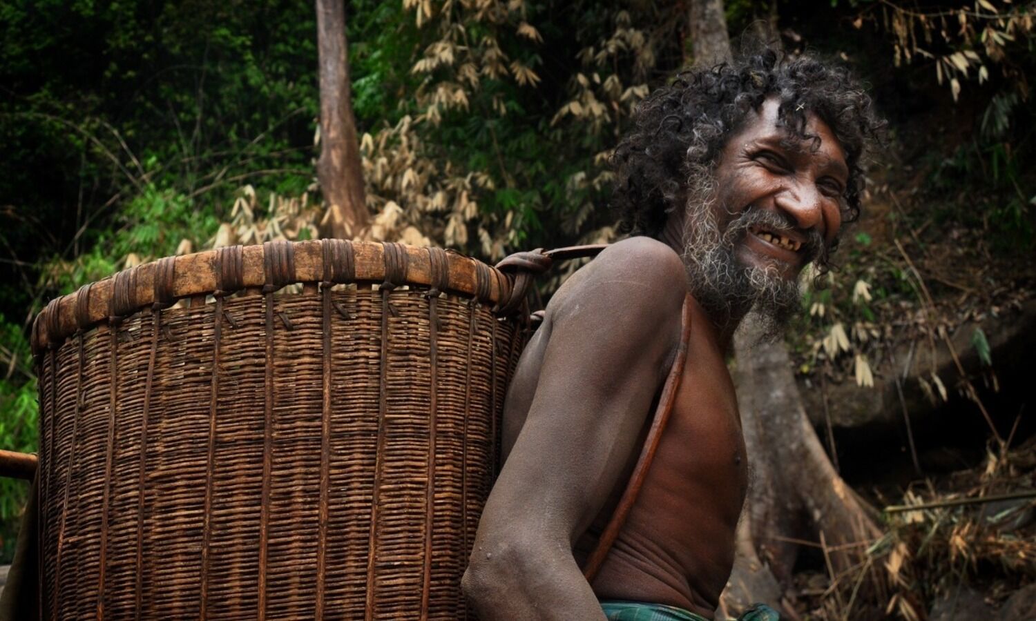 കരുളായി ഉൾവനത്തിൽ ആദിവാസി വയോധികനെ കാട്ടാന കൊന്നു; കൊല്ലപ്പെട്ടത് ഡല്‍ഹിയിലെ റിപ്പബ്ലിക് ദിനാഘോഷത്തില്‍ പങ്കെടുത്തയാൾ