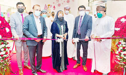 മലബാര്‍ ഗോള്‍ഡ് ആറ്​ പുതിയ ഷോറൂമുകള്‍ തുറന്നു