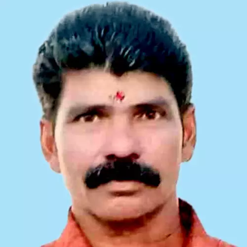 കു​ഴ​ഞ്ഞു​വീ​ണ്​ മ​രി​ച്ചു