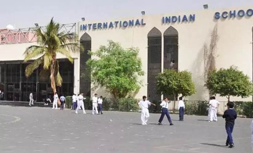 ജിദ്ദ ഇന്ത്യൻ സ്കൂളിൽ ഘട്ടംഘട്ടമായി ക്ലാസുകൾ സാധാരണനിലയിലേക്ക് ജിദ്ദ ഇന്ത്യൻ സ്കൂളിൽ ഘട്ടംഘട്ടമായി ക്ലാസുകൾ സാധാരണനിലയിലേക്ക്