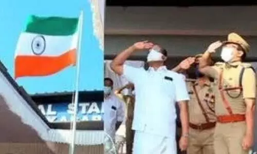 പതാക ഉയർത്തൽ ചുമതല റവന്യൂവിനോ പൊലീസിനോ?