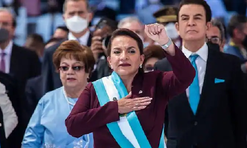 ഹോണ്ടുറാസിന്‍റെ ആദ്യ വനിതാ പ്രസിഡന്റായി സിയോമാര കാസ്ട്രോ സത്യപ്രതിജ്ഞ ചെയ്തു