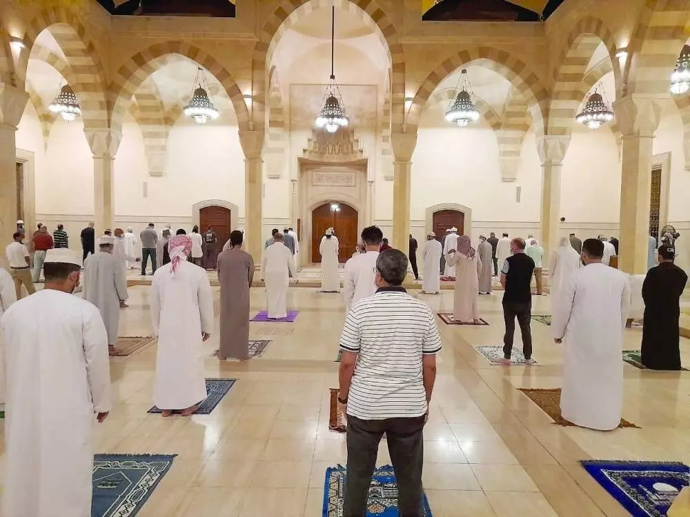 വിശ്വാസികളിൽ നോവുപടർത്തി ഒരു വെള്ളിയാഴ്ചകൂടി...