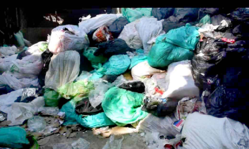 ഫാം നടത്താനെടുത്ത സ്ഥലത്ത്​ മാലിന്യ നിക്ഷേപം; പ്രതിഷേധവുമായി നാട്ടുകാർ