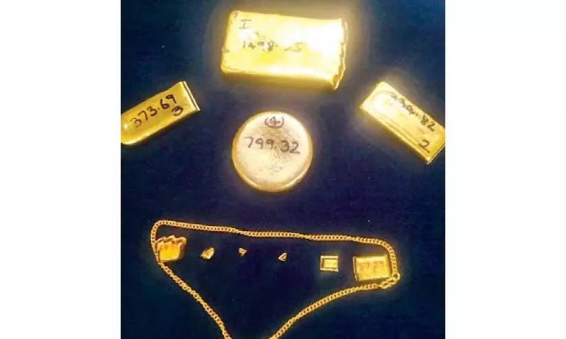 കാറിൽനിന്ന് 3.11 കിലോ സ്വർണം പിടികൂടി